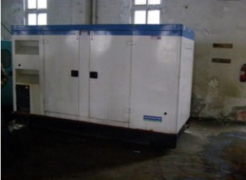 嵩明康明斯150kw大型柴油二手发电机组